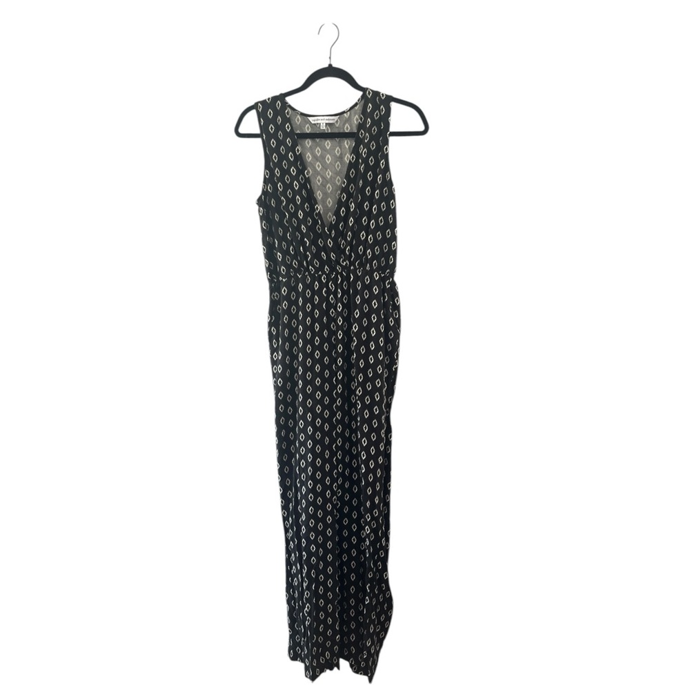 Cupcakes & Cashmere Black and White Jumpsuit Sleeveless V Neck Womens Size Small